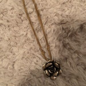 Flower necklace